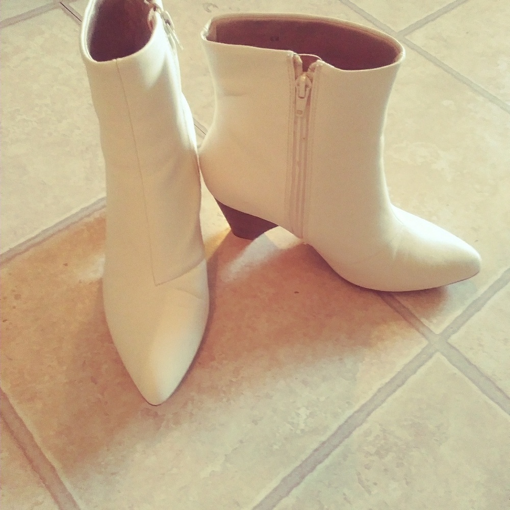 Ladies Boots